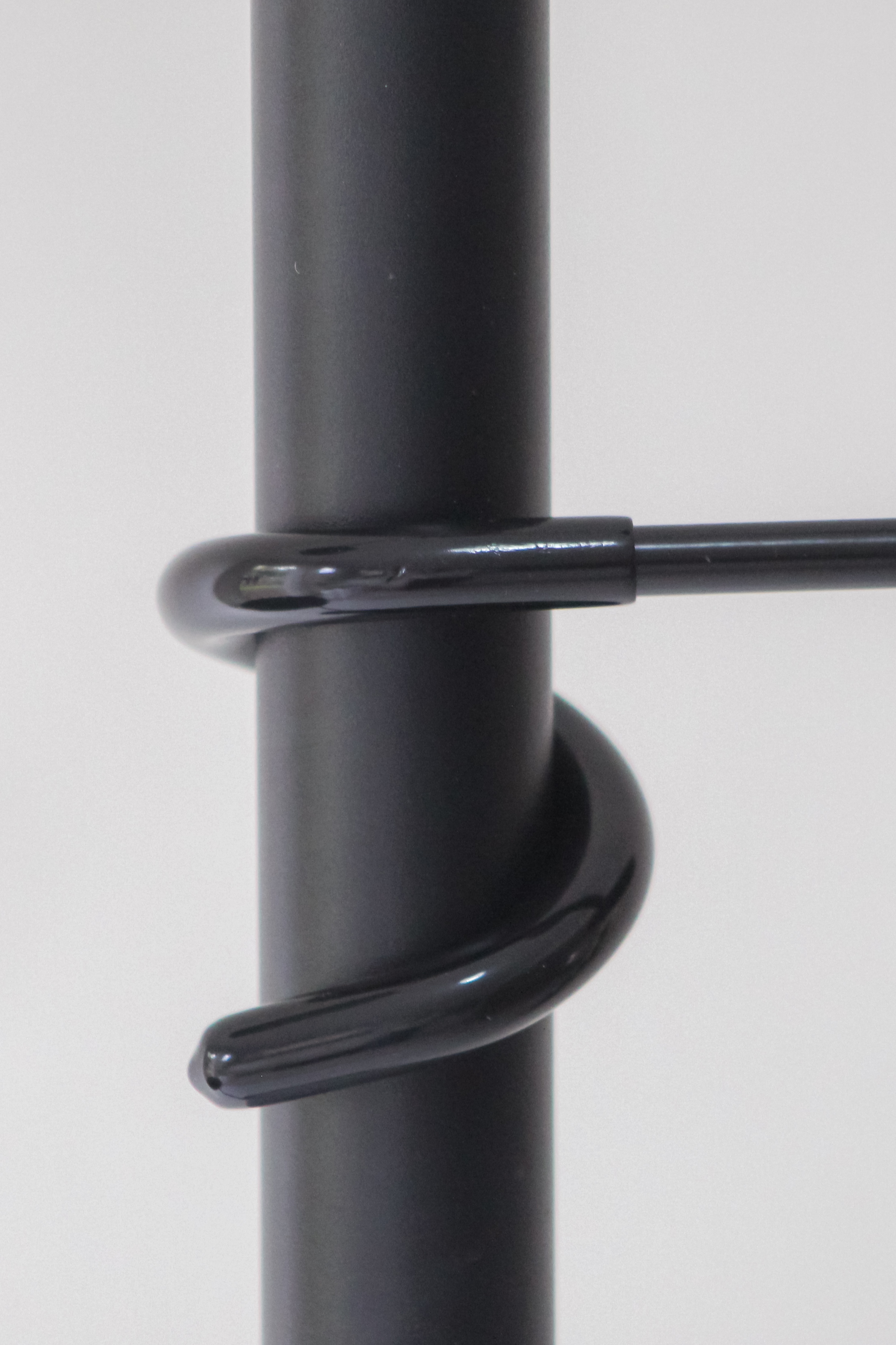 Hooks Tension Plant Stand
