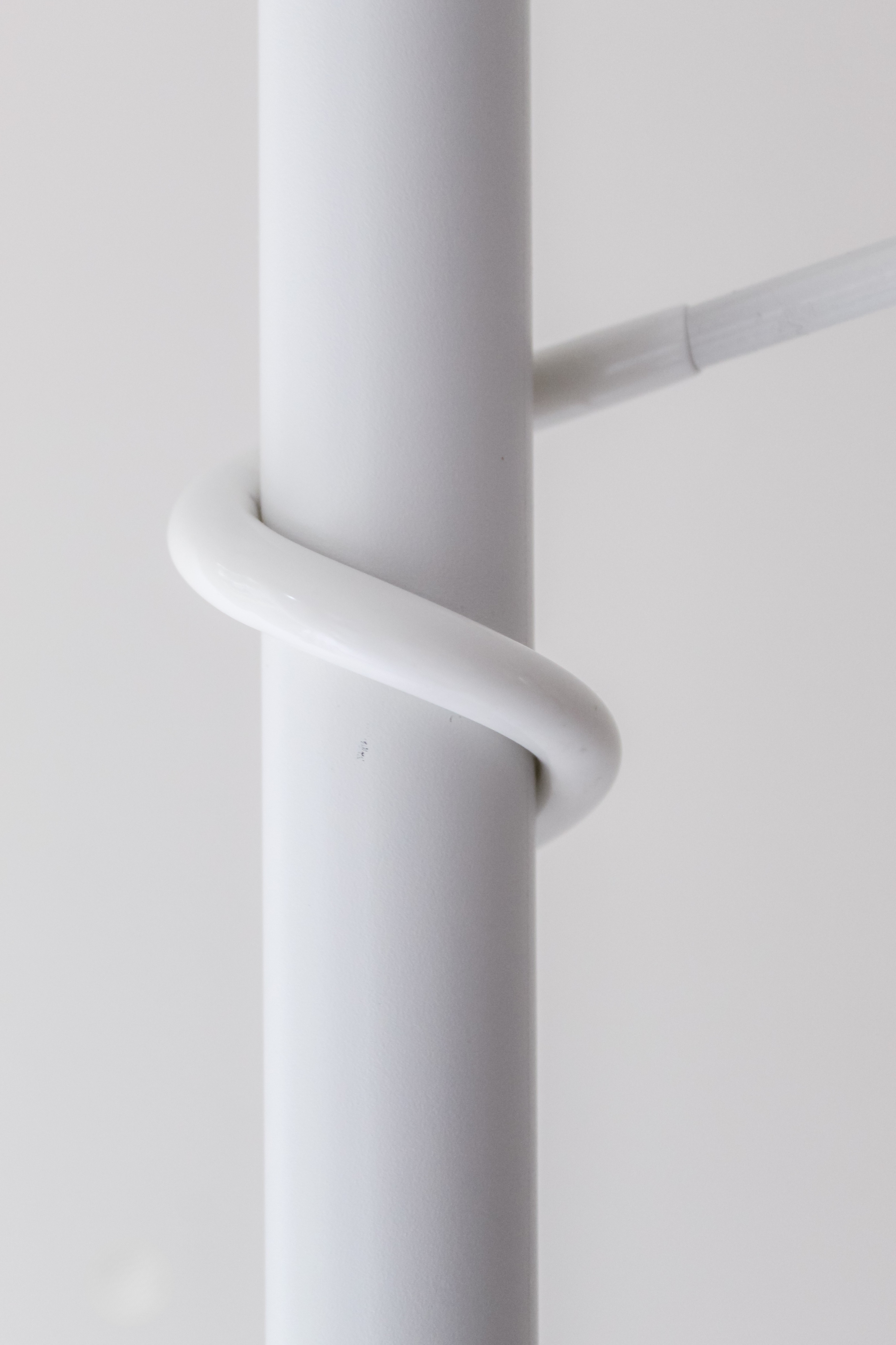 Hooks Tension Plant Stand